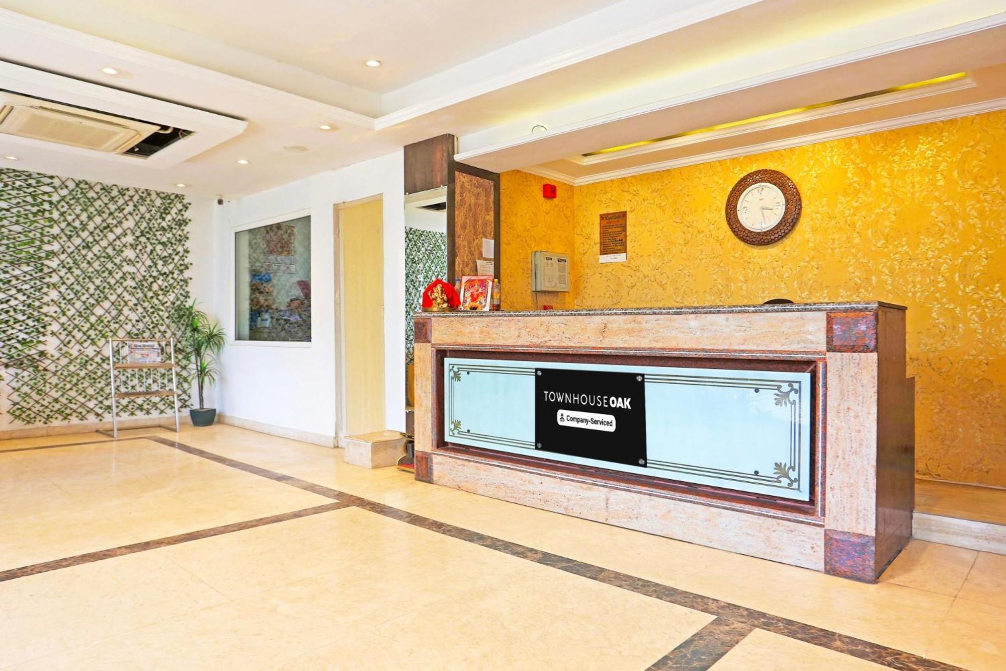Super Townhouse Oak Dharamshala Near Maximus Mall Buitenkant foto